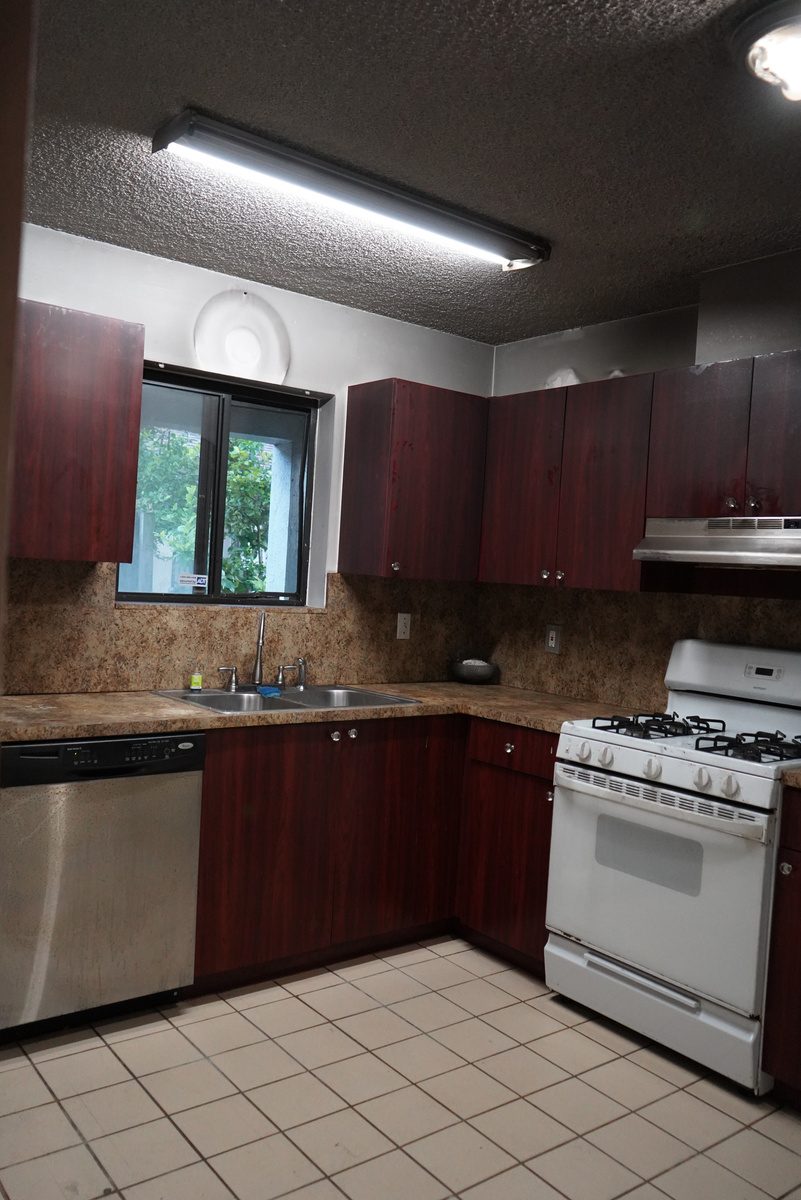 Kitchen before the fire